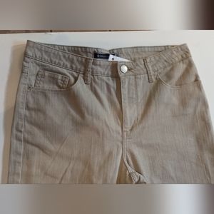 Khaki Lee platinum's size 10 medium